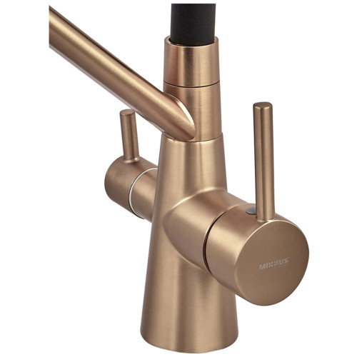 Смеситель для кухни MIXXUS PREMIUM SENNA 021 BRUSHED GOLD REFL.BLACK с выходом для питьевой воды (Цвет матовое золото+силик. излив черный) (MP6722)